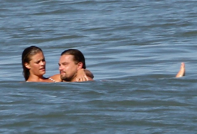 leonardo dicaprio, nina agdal, topmodell, oscar díjas színész, járnak, lesifotó, apatest