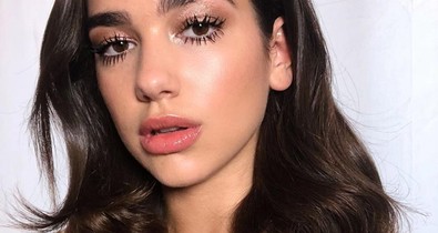 Dua Lipa apukája olyan szexi, mint George Clooney! Meghalnak érte a lányok