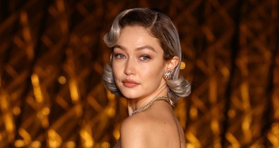 Gigi Hadid és Bradley Cooper forró csókjától azonnal zavarba jössz: ezzel a képpel vállalta fel hivatalosan is kapcsolatát a sztárpár