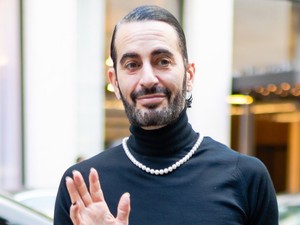 Egy 15 milliós arcplasztika hatása élő egyenesben