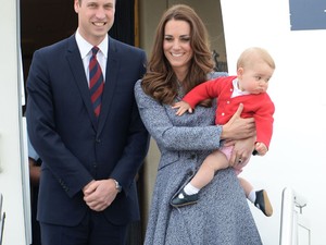 A kis György herceg még maradna