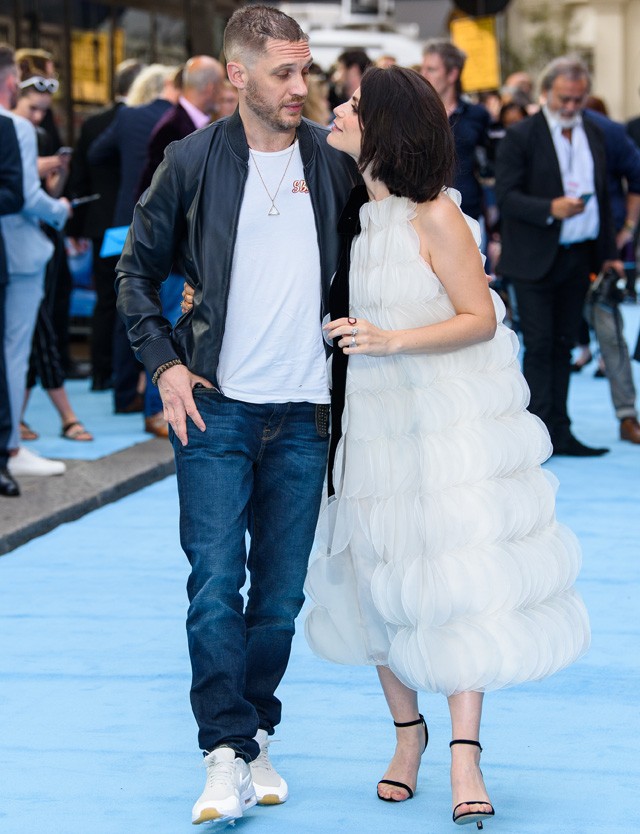 Tom Hardy és Charlotte Riley