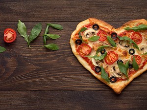 Mondd el neki pizzával, hogy mennyire szereted!