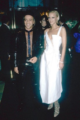 Ma már szinte hihetetlen divatpillanatok a 90-es évek Met gáláiról