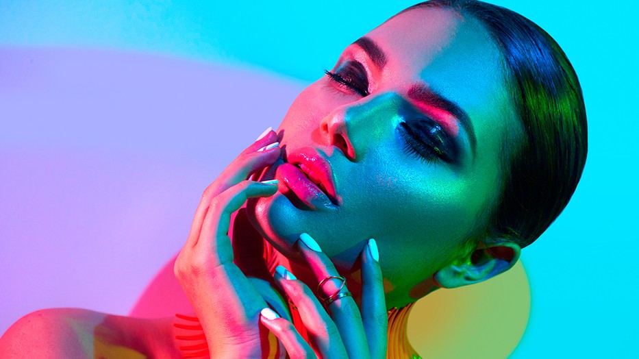 A szépségipar kilépett a hagyományos szerepéből, és a digitalizáció felé közelít intenzíven