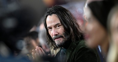 Keanu Reeves nem véletlenül a legimádottabb férfi az interneten