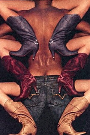 A DIESEL már 2006-ban sem volt szerencsés, amikor egyik kampányfotójukat betiltották azzal az indoklással, miszerint csoportos szexre buzdít.