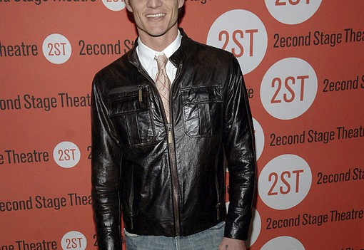 Igen, ez komoly: így nézett ki Pedro Pascal 20 évvel ezelőtt, mielőtt világsztár lett volna