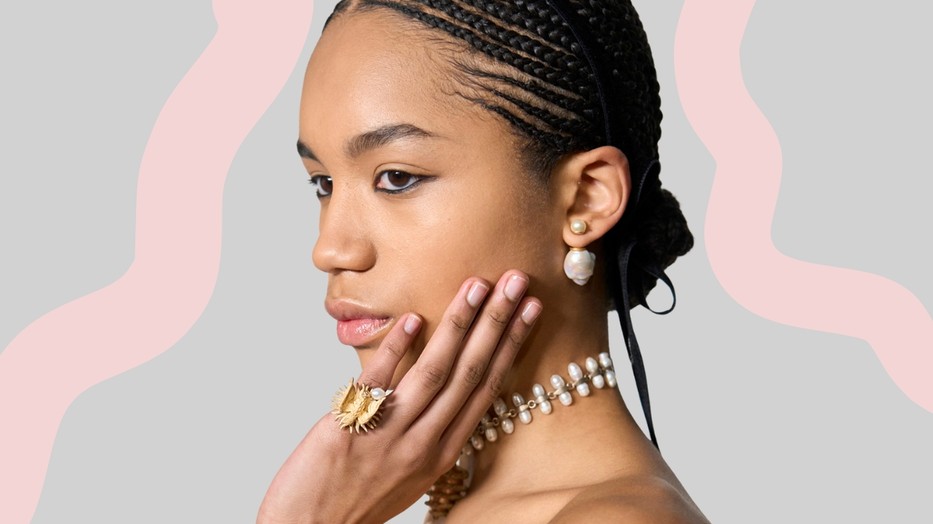 Kíváncsi vagy 2025 körömlakk színeire?