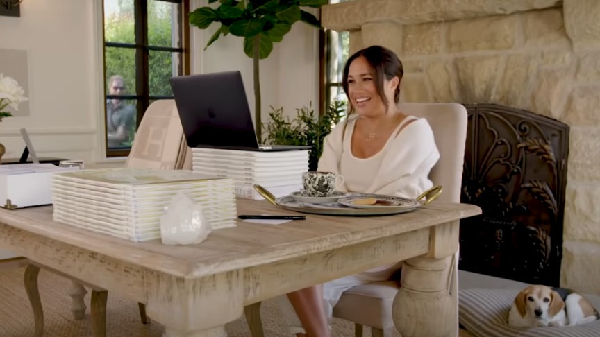 Meghan Markle 40. születésnapján olyan show-t nyomott, hogy sírva fogsz nevetni