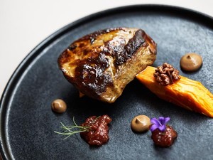 Egy impozáns étterem a belvárosban, ahol minden a libamáj körül forog