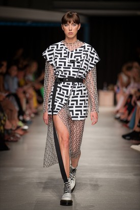 Evelin Fink 2025 tavasz-nyár