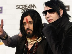 Újabb botrányokra derült fény: A zeneiparban is rengeteg a zaklatás!