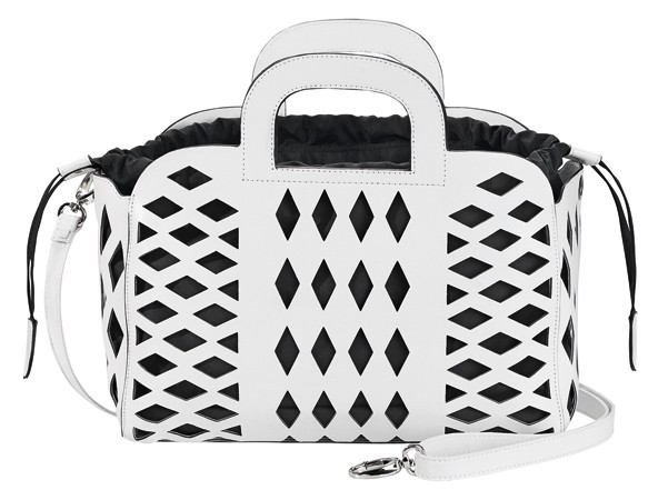 Lyuggatott táska ORSAY 7995 Ft helyett a Glamour-napokon 6397 Ft