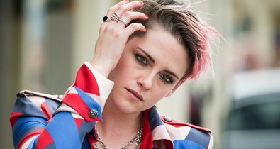 Kristen Stewart új frizurával és hatalmas sikerrel zárta a velencei filmfesztivált