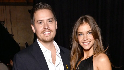 Dylan Sprouse úgy rajong feleségéért, ahogyan arra minden nő vágyik: így reagált, amikor meglátta Palvin Barbarát a kifutón