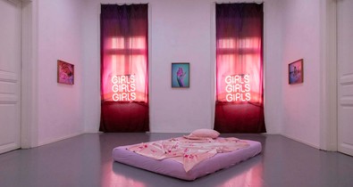 „Egyik célom, hogy bekerüljön a diskurzusba a szexualitás” – beszélgetés Szombat Éva fotóművésszel