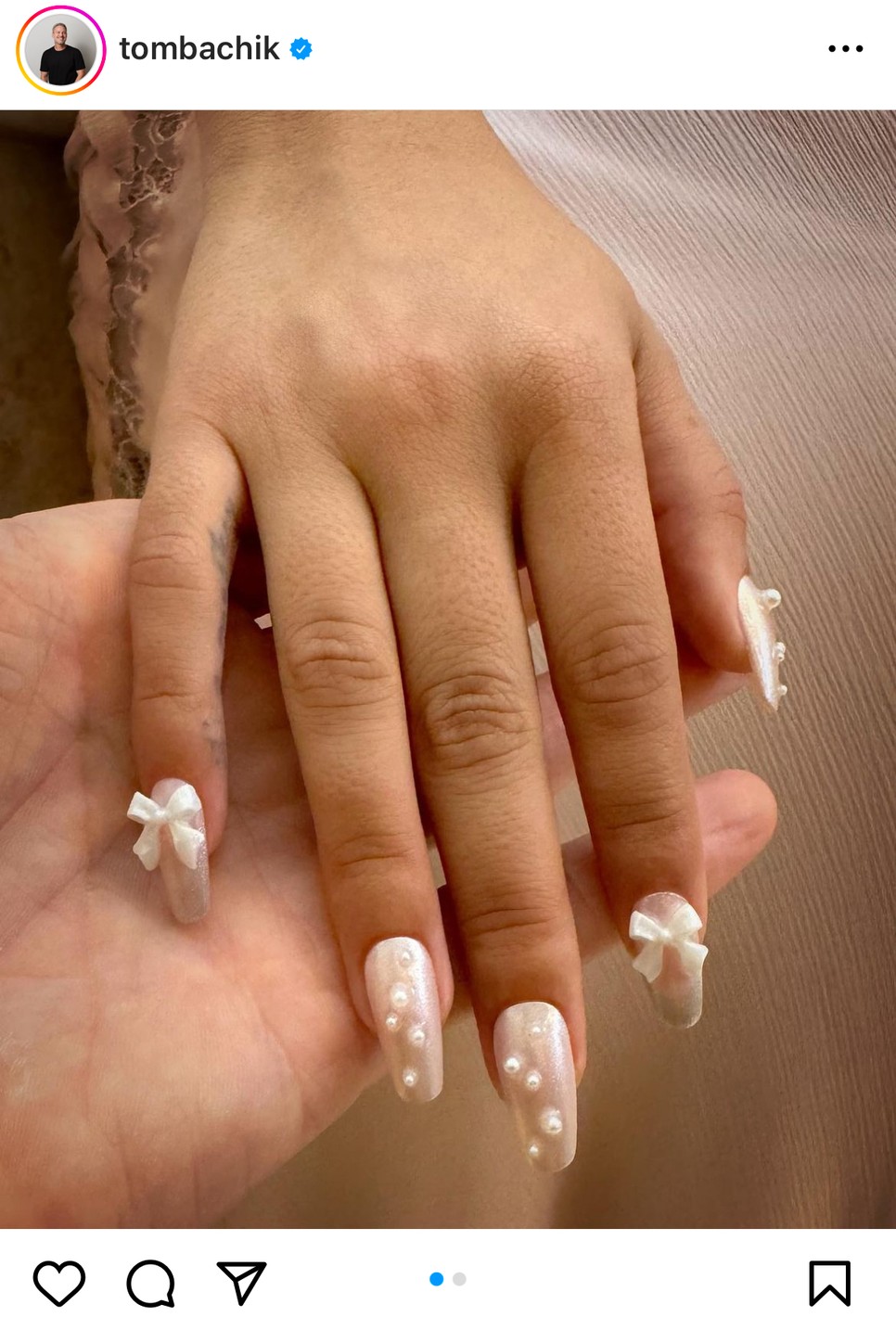 A hírességek is imádják a masnis körmöket