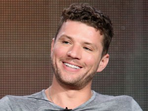 A Kegyetlen játékok sztárjának testét minden más 44 éves férfi megirigyelné