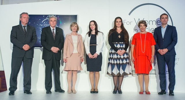 A L´Oréal és az UNESCO díjazta a tudománnyal foglalkozó nőket!