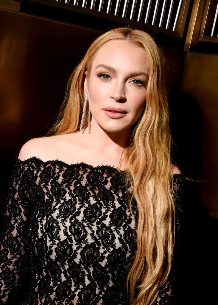 Eperszőke: klasszikus árnyalat, ami idén ősszel igazán középpontban lesz. Valahol a rézvörös és az aranyszőke között helyezkedik el, Lindsay Lohan is meseszépen mutat vele.