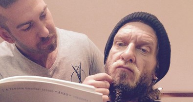 A te pasidnak van már bajsza?!