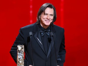 Megházasodott Jim Carrey, a színész elvette 32 évvel fiatalabb barátnőjét
