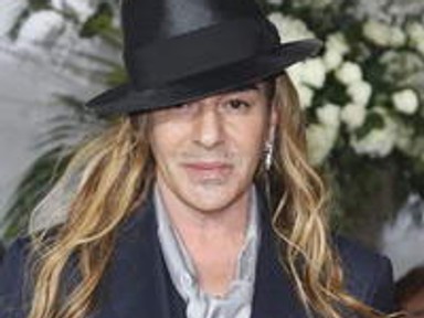 Ital, drog, divattervezők - a Galliano-botrány és a kommentárok