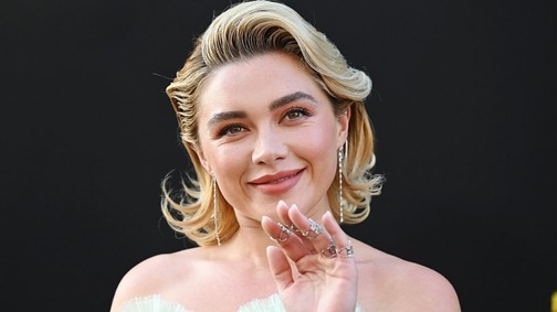 Meztelenruha, ahogyan még sosem láttuk korábban: Florence Pugh pucér kreációja maga a csoda