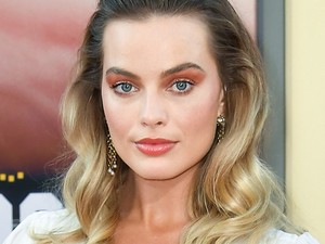 Margot Robbie a Spice Girl jelmezével megnyerte az idei halloweent