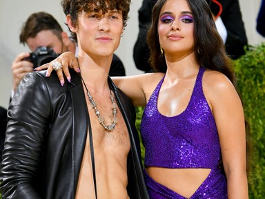 Camila Cabello és Shawn Mendes megidézték Sonny-t és Chert a Met gálán