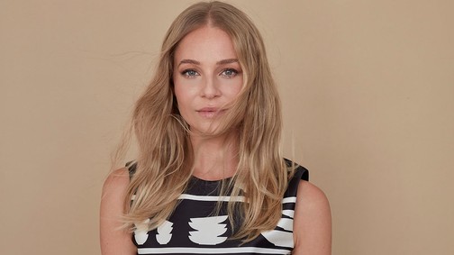 Ezért tartja fontosnak Iszak Eszter, hogy megóvja családját a nyilvánosságtól