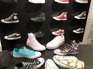 Már a WestEndben is beszerezheted kedvenc tavaszi cipődet!