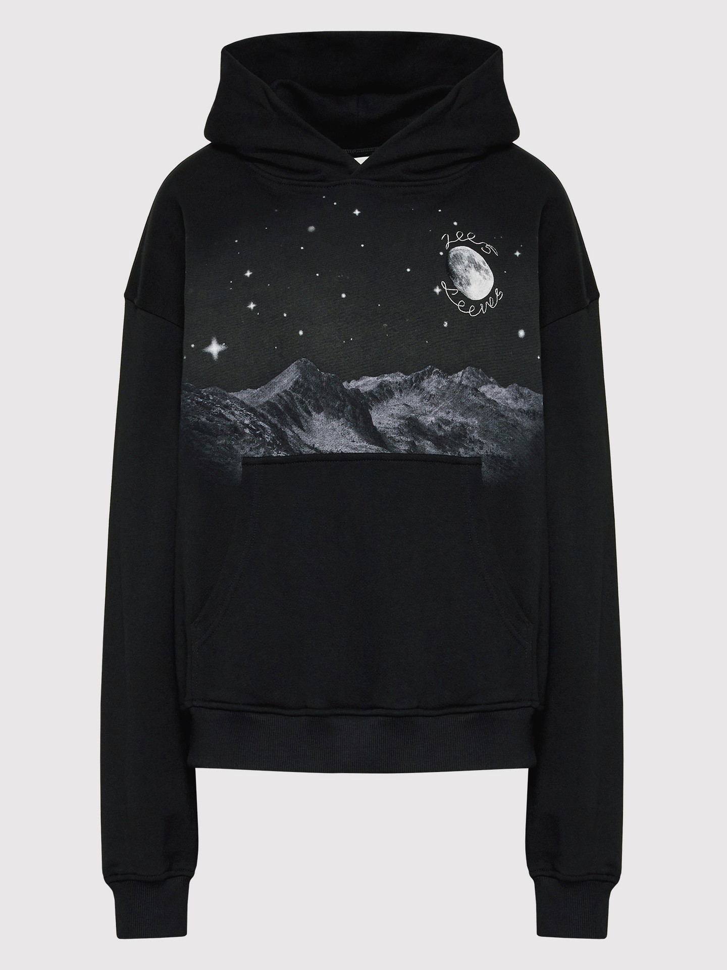 A 2005xLeeves Good night pulcsija 34210 forintba kerül