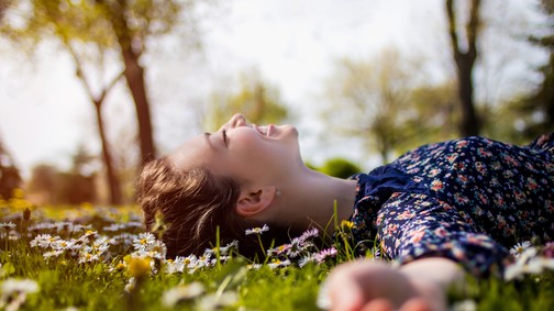 Mutatjuk, hogyan légy jelen tudatosan a testedben, felszabadítva végre az elmédet