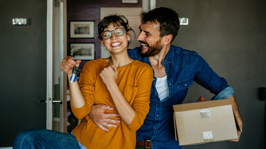 Lakást vennél, de fogalmad sincs róla, hogyan fogod kifizetni? Pénzügyi szakértőt kérdeztünk a témában a lehetőségeidről