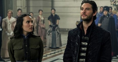 A Netflix korábban elkaszált sorozata folytatásával tér vissza márciusban