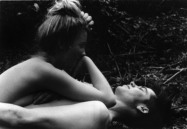 Szex a szabadban minden mennyiségben! Az anális szex a megosztó, a nézőközönség kizárt! Mire izgulnak a nők?