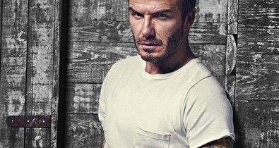 Ahogy telnek az évek, egyre morcosabb David Beckham a H&M kampányban