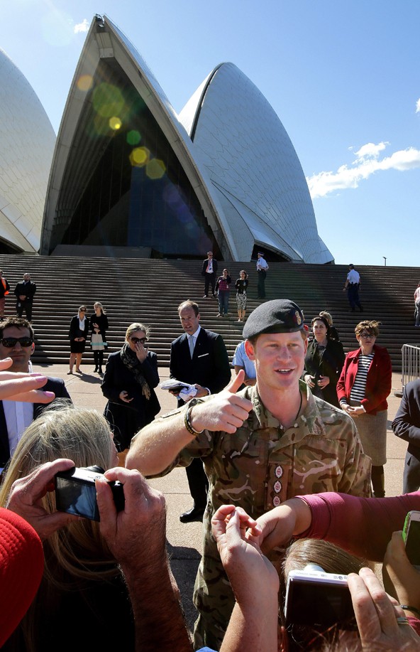 Pózolás a sidney-i operaház előtt.