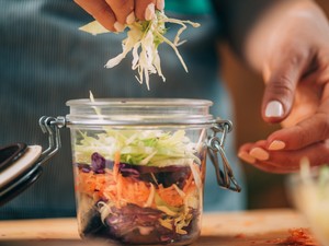 A tested ezzel a félelmetes tünettel is jelezheti, ha nincs minden rendben a bélflóráddal