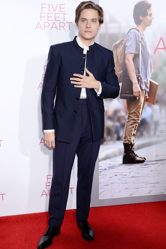 A Riverdale szerelmespárja, Lili Reinhart és Cole Sprouse végtelenül cukik a vörös szőnyegen