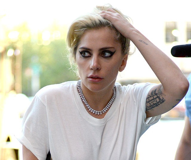 10 sztár, aki nevet változtatott a sikerért