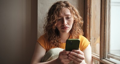 A nők elleni erőszak felszámolását kell, hogy képezze az online bántalmazás megakadályozása is