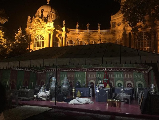 Nagyszabású divatbemutatóval nyitja meg kapuit a mai napon a Marokkói Kulturális Hét a Vajdahunyad várában 