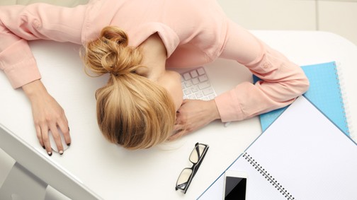 Rád tör a délutáni bágyadtság? 10 természetes mód, hogy elkerüld a napi hullámvölgyet