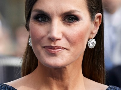 Letícia királyné melltartó villantása annyira kínos, hogy oda sem bírunk nézni 