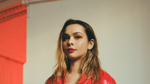 Böbe új dala a tiltott szerelemről szól, nézd meg a klipjét is