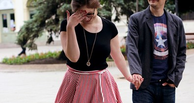 Cuki szoknyában indítja a hétvégét Dusik Bori