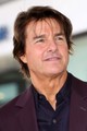 2. Tom Cruise. Becsült nettó vagyon: 600 millió dollár, összes bevétel 2025-ben: 46 millió dollár. A 64 éves színész továbbra is az egyik legjövedelmezőbb akciósztár világszerte. Ráadásul rendszerint utólagos bevételi megállapodásokat köt, amelyek drámai módon növelik a kasszasikerekből származó bevételeit.